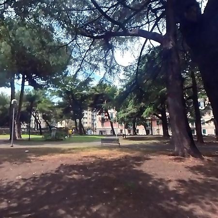 Modern & Bright Flat - 2 Min From The Sea Διαμέρισμα Σαβόνα Εξωτερικό φωτογραφία
