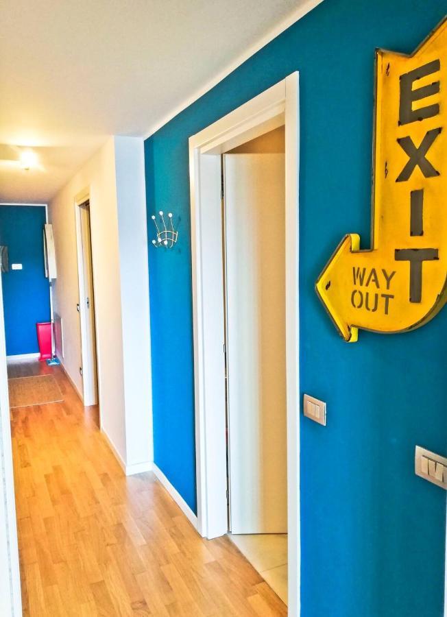 Modern & Bright Flat - 2 Min From The Sea Διαμέρισμα Σαβόνα Εξωτερικό φωτογραφία