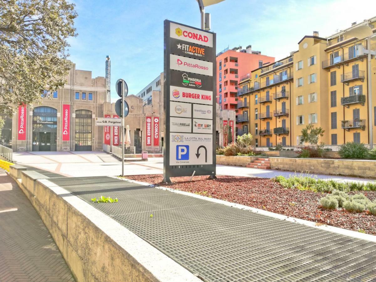 Modern & Bright Flat - 2 Min From The Sea Διαμέρισμα Σαβόνα Εξωτερικό φωτογραφία